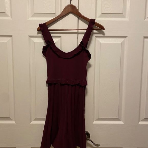 Purple Deep Burgundy Pleated Mini Zara Dress - Picture 3 of 6